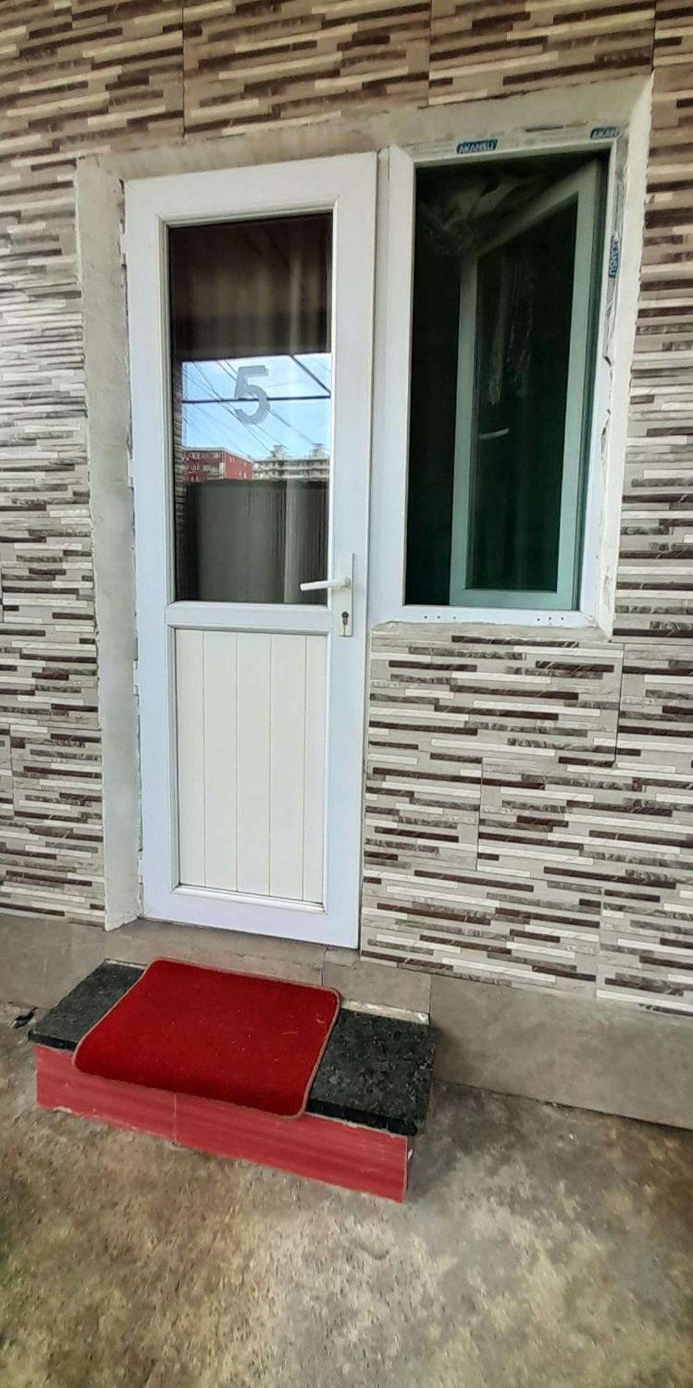 Guesthouse Qeti 巴统 外观 照片